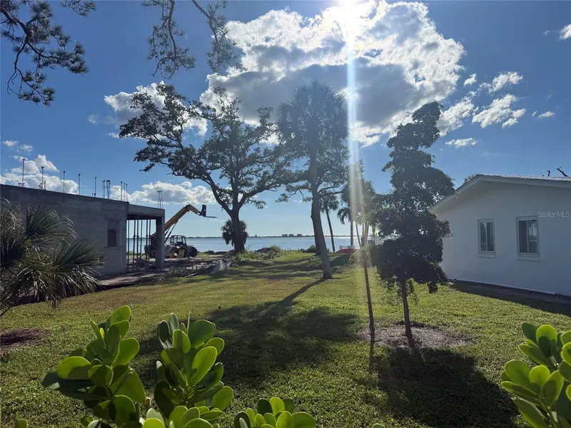 7510 WESTMORELAND DRIVE, SARASOTA, photo 3 of 8