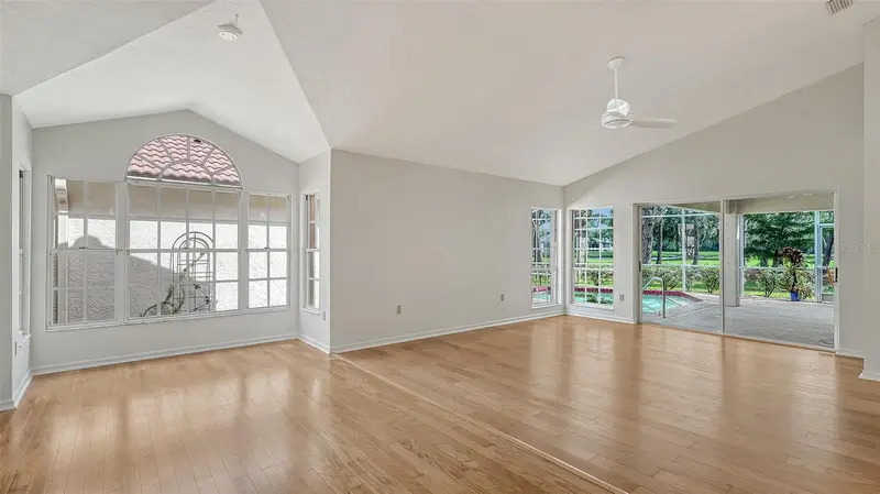 3944 LYNDHURST COURT, SARASOTA, photo 3 of 41