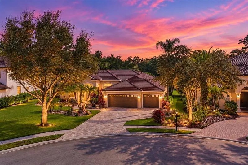 7660 HARRINGTON LANE, BRADENTON