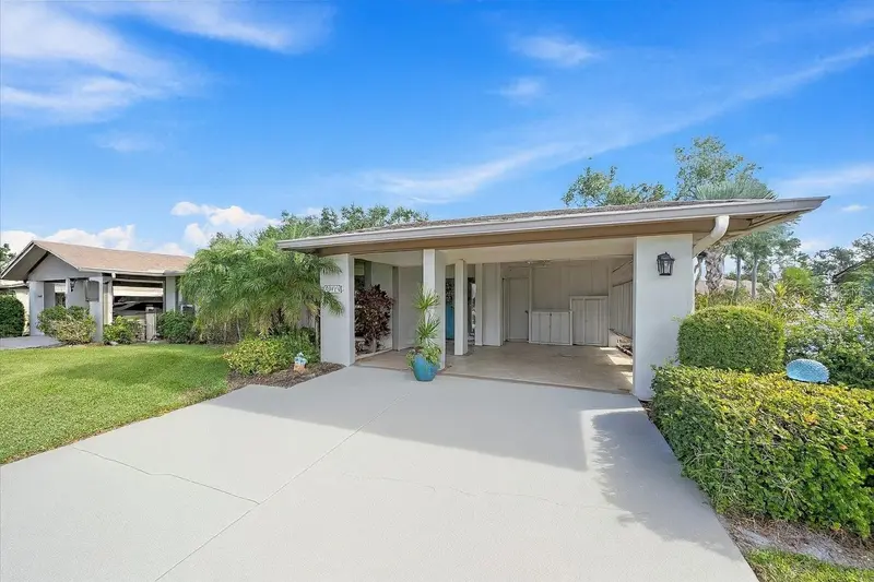 1349 GRAND BOULEVARD #1006, SARASOTA