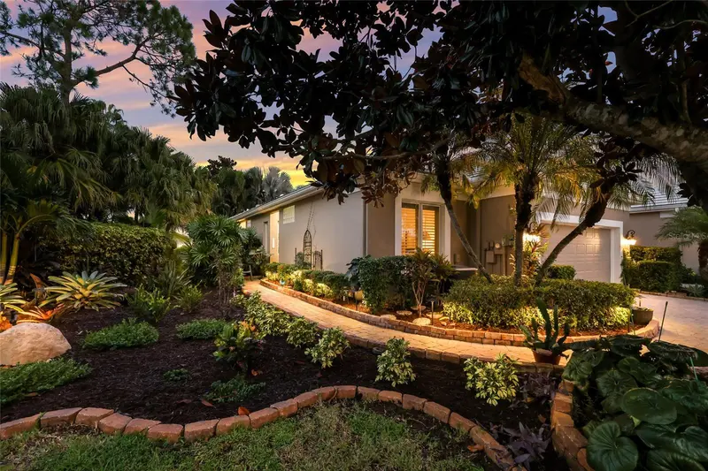 8705 52ND DRIVE, BRADENTON