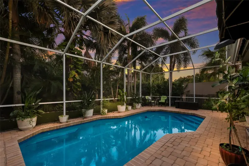 8705 52ND DRIVE, BRADENTON, photo 2 of 90