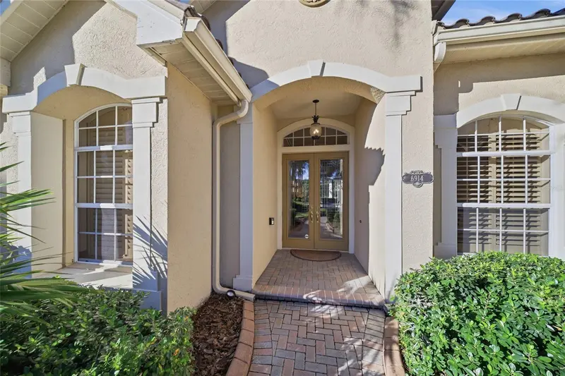 6914 TREYMORE COURT, SARASOTA, photo 4 of 37