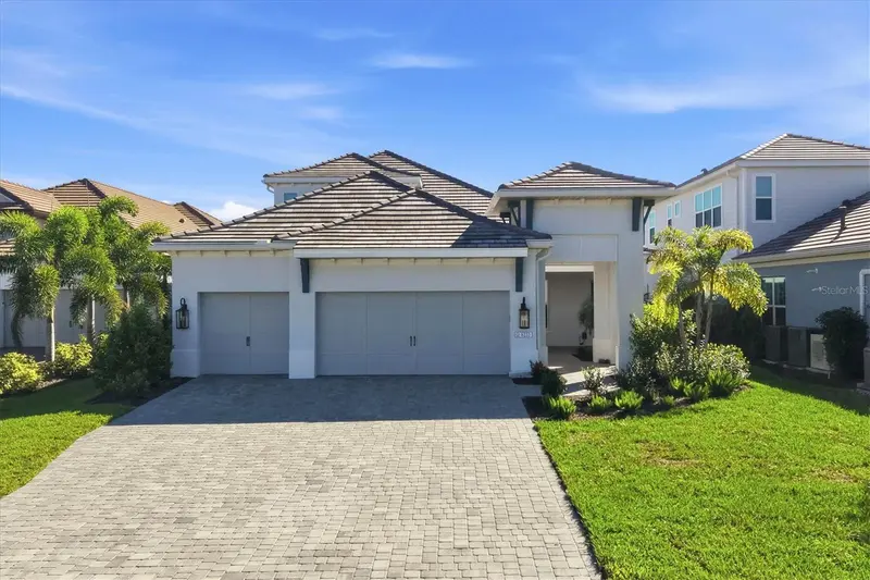 6233 ISLA DEL RAY AVENUE, SARASOTA, photo 2 of 67
