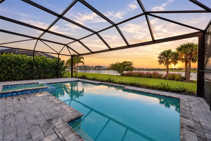 1104 WATERLINE COURT, SARASOTA, photo 4 of 59
