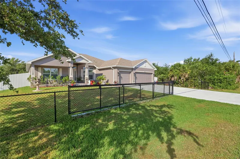 14735 KEYSTONE BLVD, PORT CHARLOTTE, photo 3 of 32
