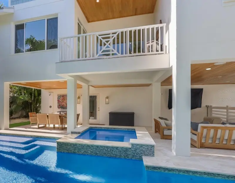6930 LONGBOAT DRIVE, LONGBOAT KEY, photo 3 of 48