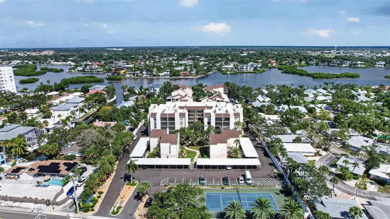 6157 MIDNIGHT PASS ROAD #E53, SARASOTA