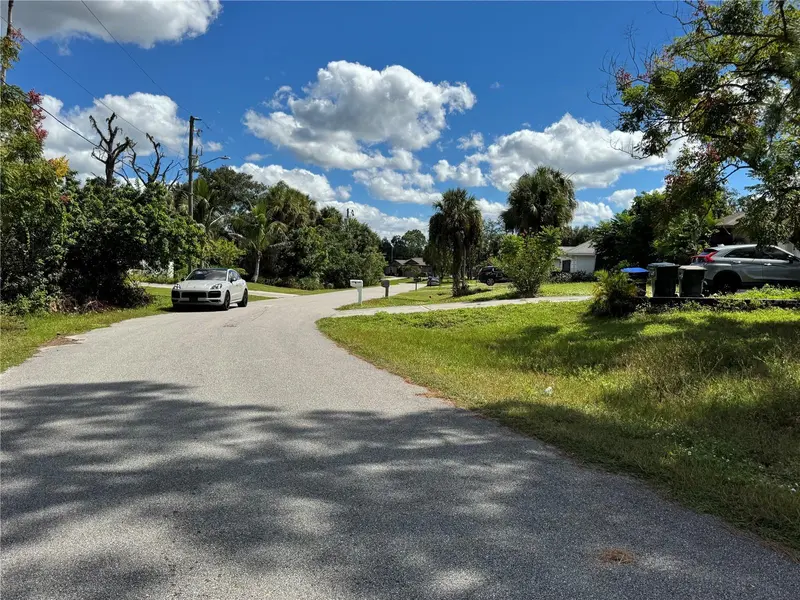 ZAMITA AVENUE, NORTH PORT, photo 4 of 8