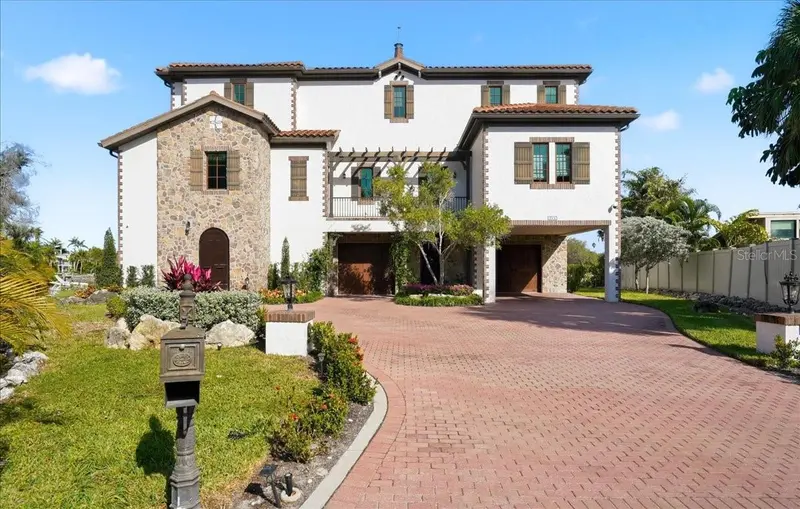 315 SHORE DRIVE, SARASOTA, photo 4 of 63