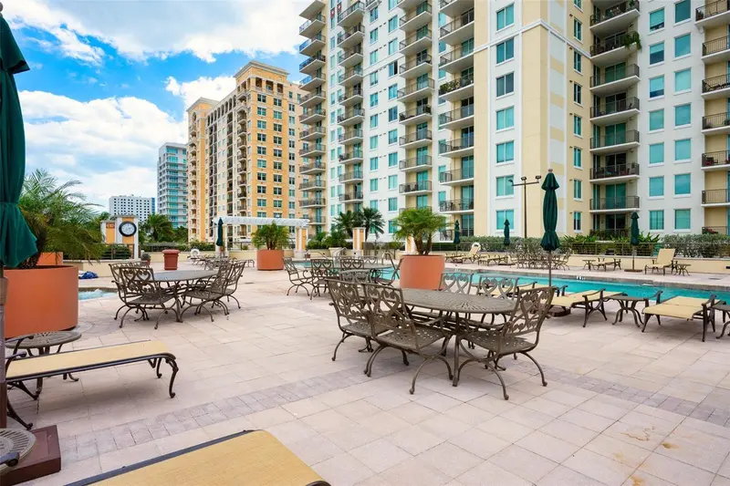 800 TAMIAMI TRAIL #1504, SARASOTA, photo 2 of 38