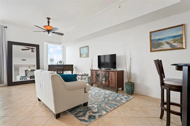800 TAMIAMI TRAIL #1504, SARASOTA, photo 5 of 38