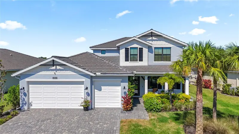 12842 PINNACLE LANE, VENICE
