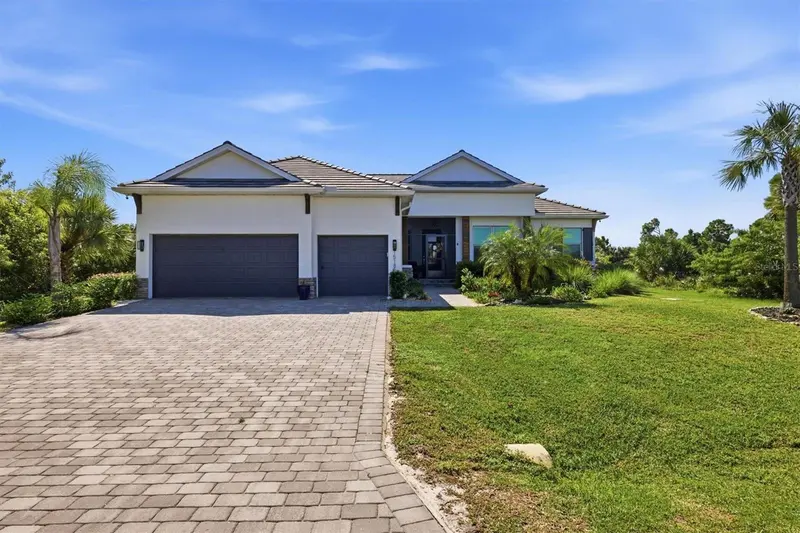15185 HENNIPEN CIRCLE, PORT CHARLOTTE