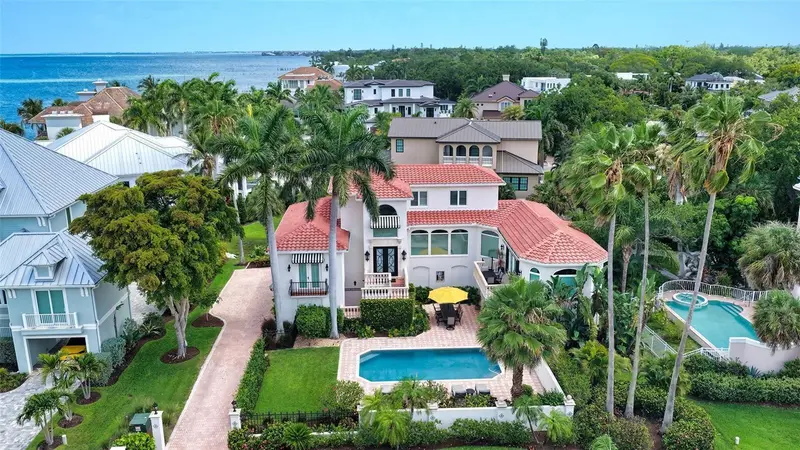 1023 TOCOBAGA LANE, SARASOTA