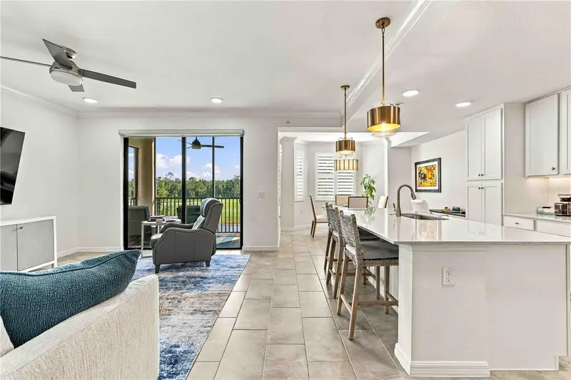 17810 GAWTHROP DRIVE #202, BRADENTON, photo 5 of 25