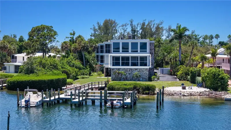 5320 GULF OF MEXICO DRIVE #101, LONGBOAT KEY