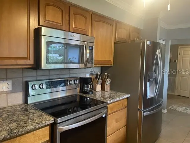 3737 KINGSWOOD DRIVE, SARASOTA, photo 5 of 33