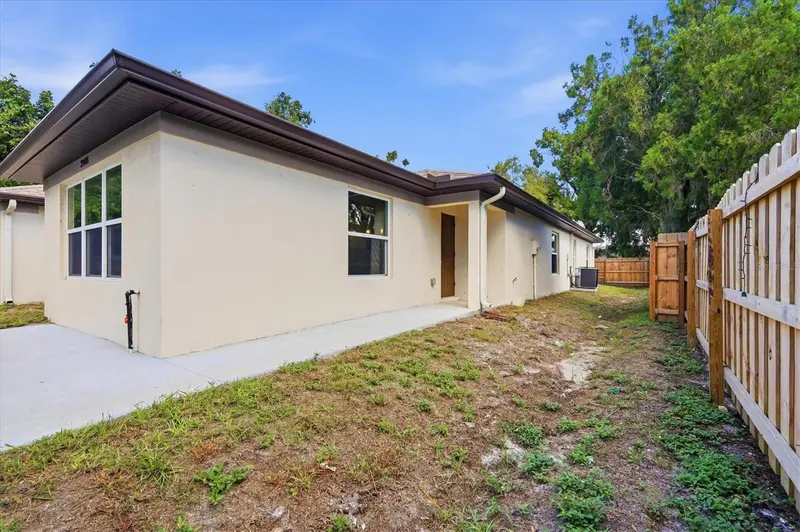 3908 WALNUT AVENUE, SARASOTA