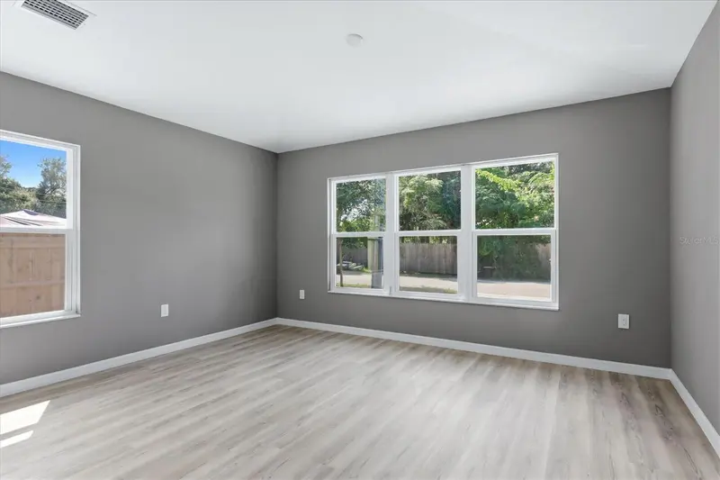 3908 WALNUT AVENUE, SARASOTA, photo 4 of 30