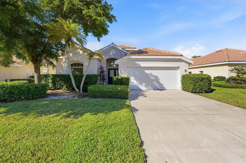 6998 SUPERIOR STREET CIRCLE, SARASOTA, photo 2 of 42