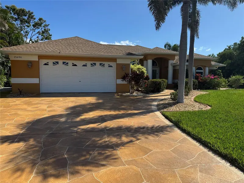 15696 HENNIPEN CIRCLE, PORT CHARLOTTE