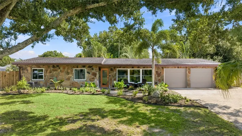 2630 SUNNYBROOK DRIVE, SARASOTA, photo 3 of 51