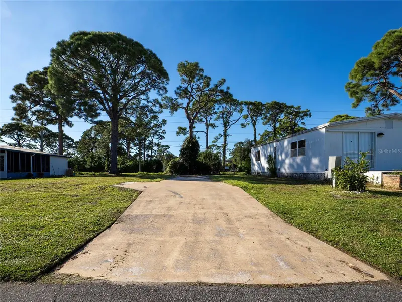 181 FIJI CIRCLE, ENGLEWOOD
