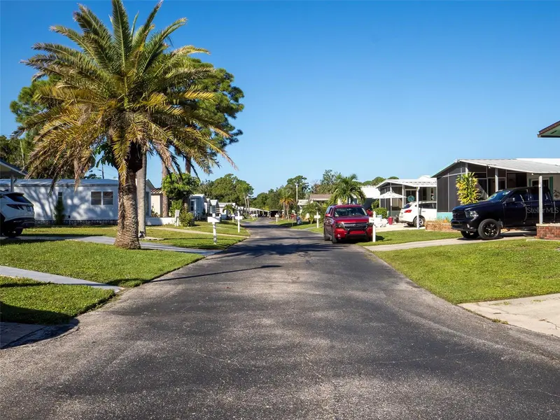 181 FIJI CIRCLE, ENGLEWOOD, photo 5 of 14