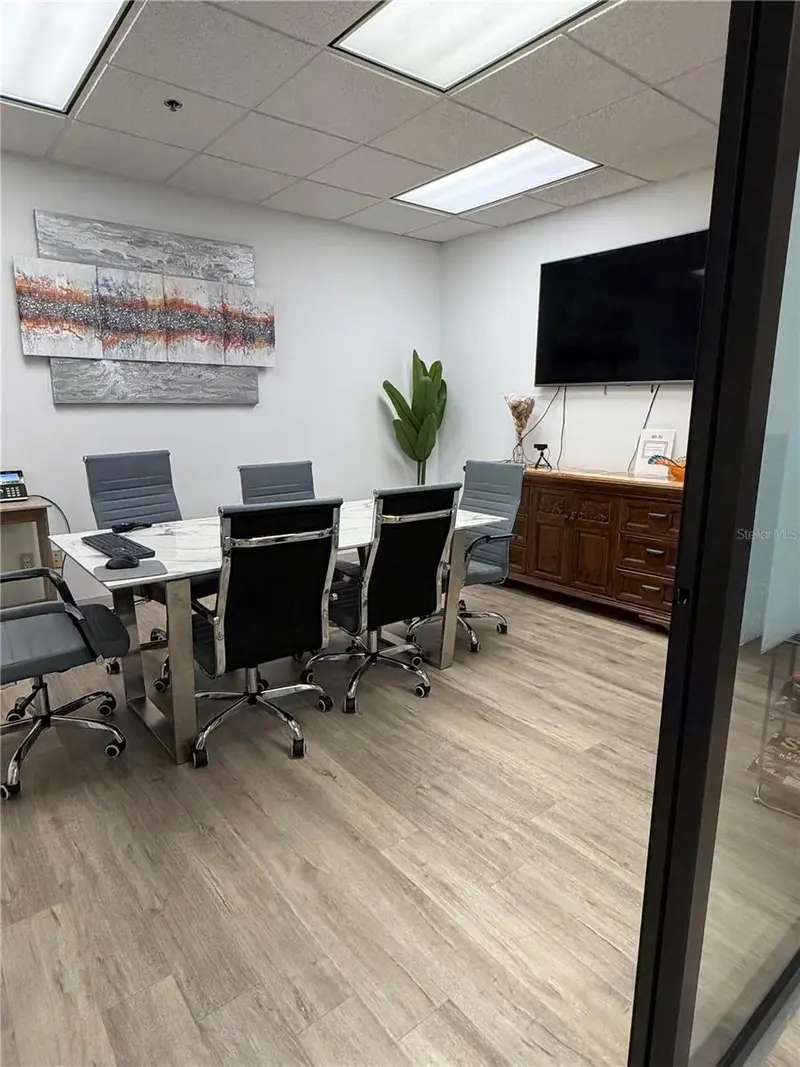 1819 MAIN STREET #402, SARASOTA, photo 5 of 9