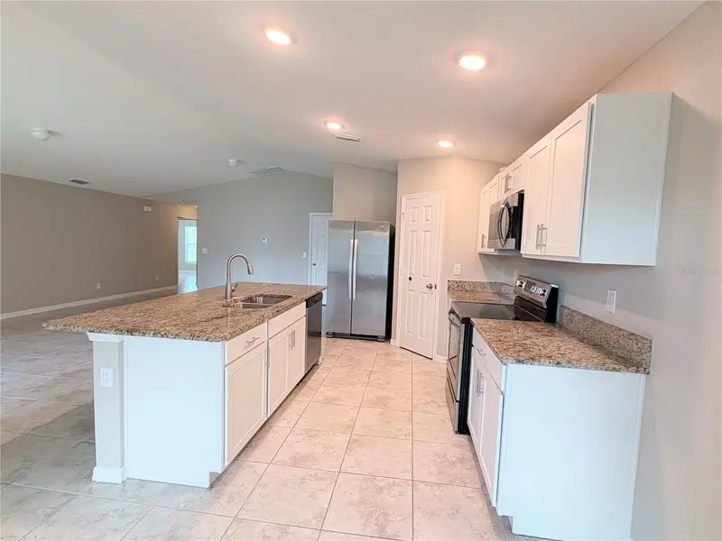 1546 GLENAN ROAD, NORTH PORT, photo 3 of 17