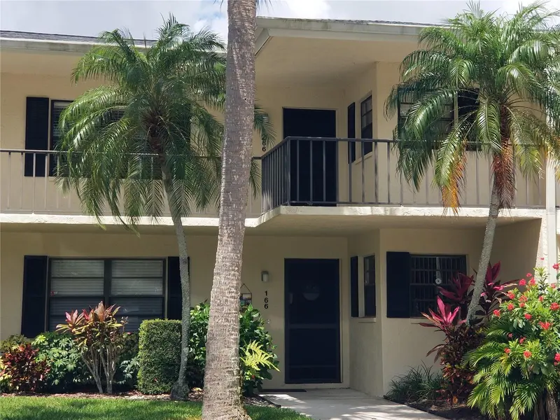 7050 FAIRWAY BEND LANE #266, SARASOTA, photo 3 of 39