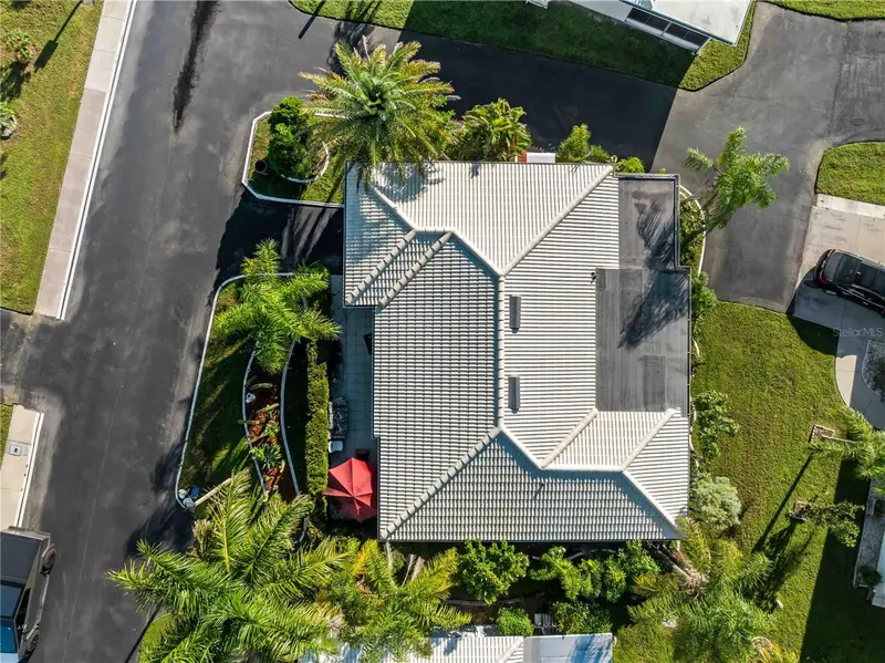 8551 PICKWICK ROAD, NORTH PORT, photo 3 of 38