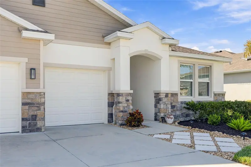 502 158TH STREET, BRADENTON, photo 3 of 37
