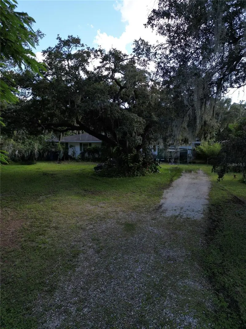 4050 FRUITVILLE ROAD, SARASOTA, photo 2 of 13