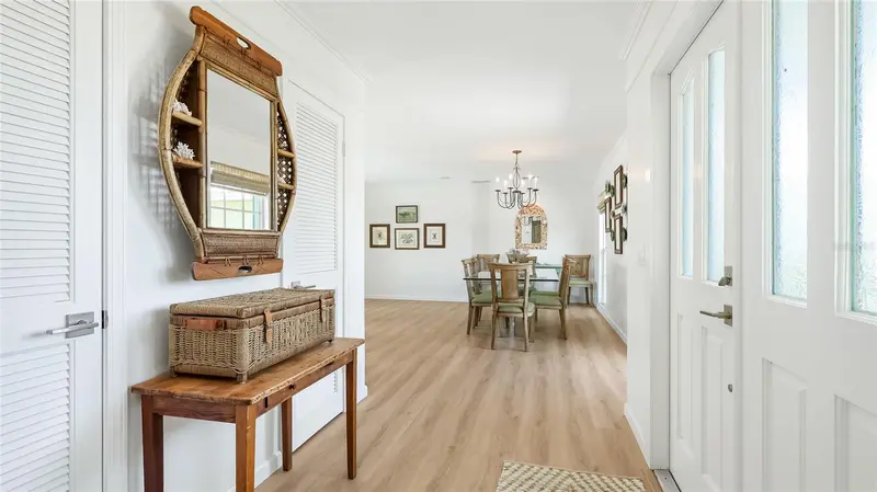 539 67TH STREET, HOLMES BEACH, photo 4 of 19