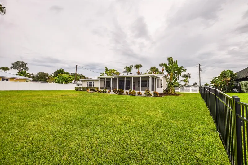 321 BAYSHORE ROAD, NOKOMIS, photo 5 of 38