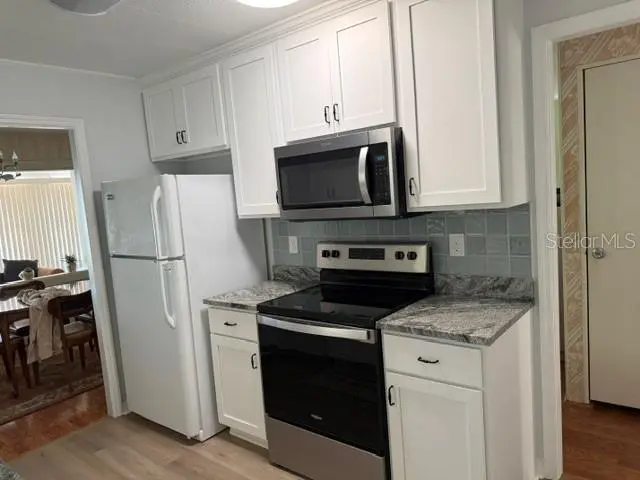 3412 OAKWOOD BOULEVARD, SARASOTA, photo 5 of 24