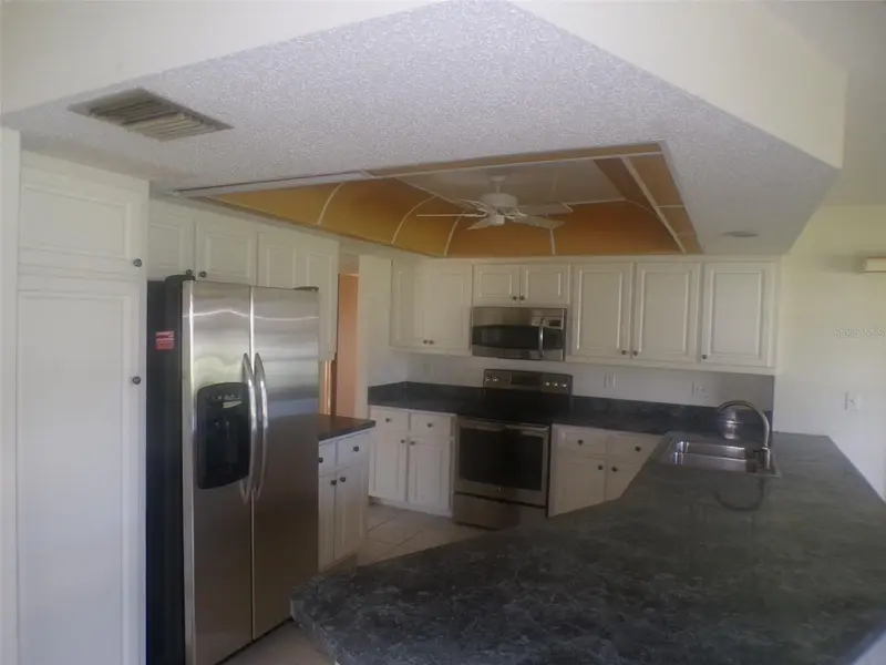 2490 ENGLEWOOD ROAD, ENGLEWOOD, photo 4 of 24