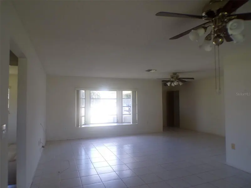 2490 ENGLEWOOD ROAD, ENGLEWOOD, photo 5 of 24