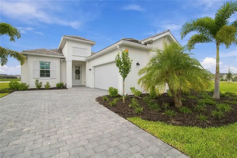 19104 CHERRYSTONE WAY, LAKEWOOD RANCH, photo 2 of 50