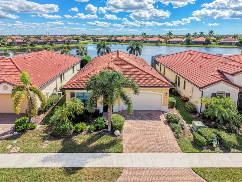 23810 WAVERLY CIRCLE, VENICE