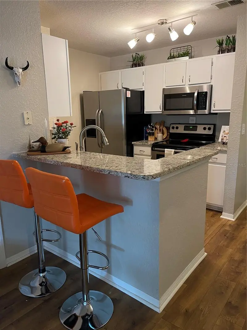 8917 MANOR LOOP #102, LAKEWOOD RANCH
