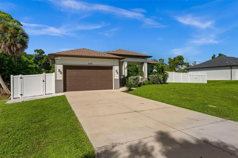 5178 FLORIDA ROAD, VENICE, photo 3 of 35