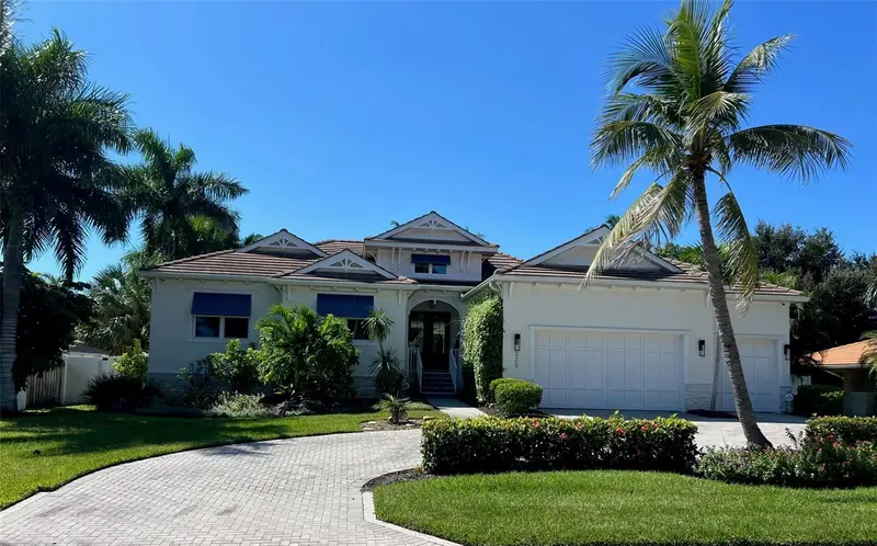 222 ROBIN DRIVE, SARASOTA