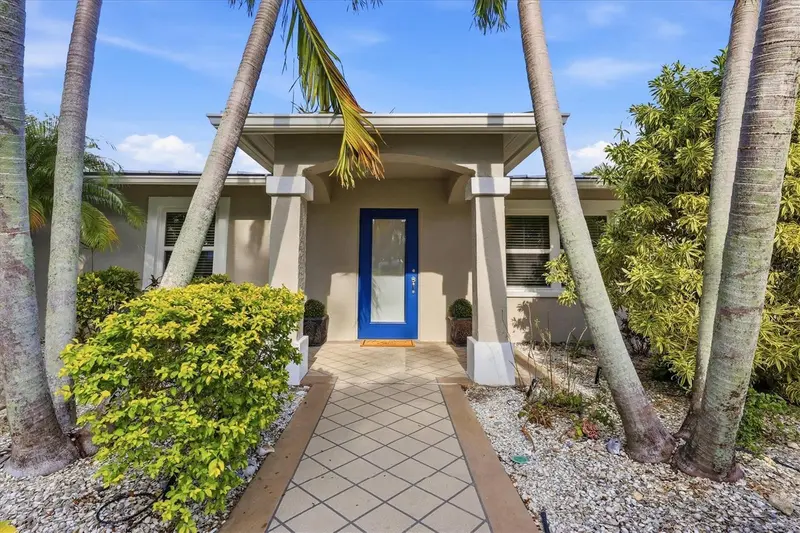 7313 STARFISH DRIVE, SARASOTA, photo 2 of 48