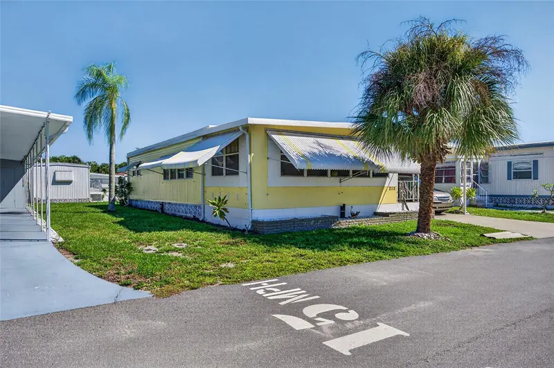 213 MANTUA DRIVE, VENICE, photo 2 of 75