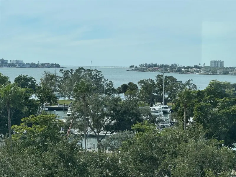 33 GULFSTREAM AVENUE #702, SARASOTA, photo 3 of 40