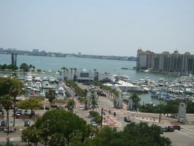 33 GULFSTREAM AVENUE #702, SARASOTA, photo 4 of 40