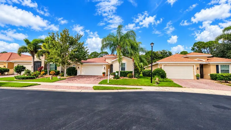 11455 BLACKFIN STREET, VENICE
